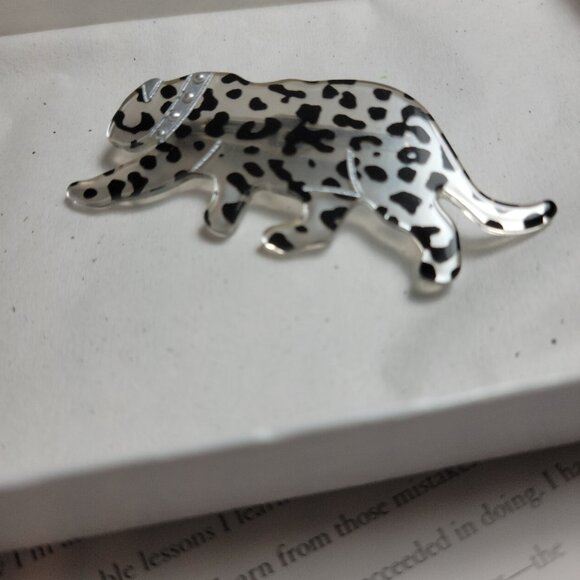 Vintage Leopard Brooch pin Plastic - Picture 2 of 5